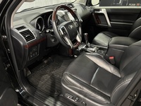 Toyota Land Cruiser vaihtoauto