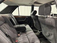 Mercedes-Benz 230 vaihtoauto