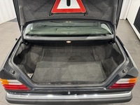 Mercedes-Benz 230 vaihtoauto