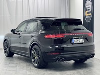 Porsche Cayenne vaihtoauto