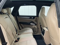 Porsche Cayenne vaihtoauto