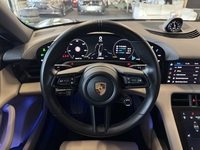 Porsche Taycan vaihtoauto