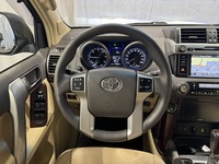 Toyota Land Cruiser vaihtoauto