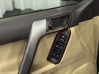 Toyota Land Cruiser vaihtoauto