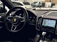 Porsche Cayenne vaihtoauto