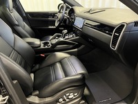 Porsche Cayenne vaihtoauto