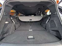 Peugeot E-5008 vaihtoauto