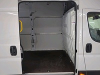 Opel Movano-e vaihtoauto