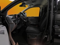 Volkswagen Caravelle vaihtoauto