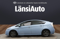 Toyota Prius Plug-in vaihtoauto