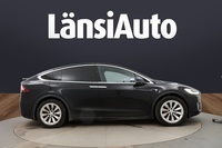 Tesla Model X vaihtoauto