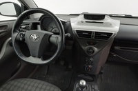 Toyota iQ vaihtoauto