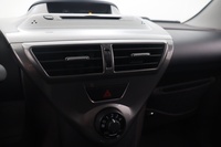 Toyota iQ vaihtoauto