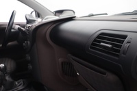 Toyota iQ vaihtoauto