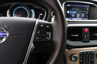 Volvo V40 Cross Country vaihtoauto