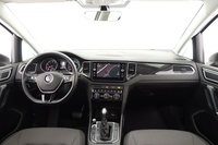 Volkswagen Golf Sportsvan vaihtoauto