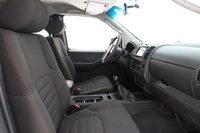 Nissan Navara vaihtoauto