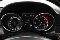 Mercedes-Benz ML vaihtoauto