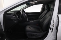 Toyota Camry vaihtoauto