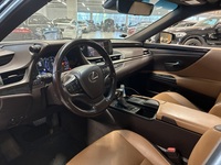Lexus ES vaihtoauto