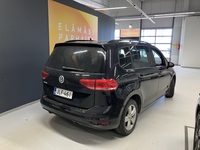 Volkswagen Touran vaihtoauto