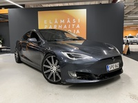 Tesla Model S vaihtoauto