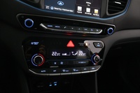 Hyundai IONIQ hybrid vaihtoauto