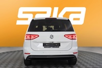 Volkswagen Touran vaihtoauto