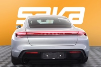 Porsche Taycan vaihtoauto