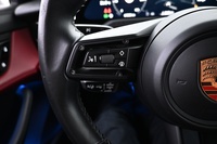 Porsche Taycan vaihtoauto