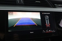 Audi Q8 e-tron vaihtoauto