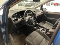 Volkswagen Touran vaihtoauto