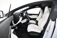 Tesla Model X vaihtoauto