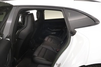 Porsche Taycan vaihtoauto