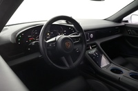 Porsche Taycan vaihtoauto