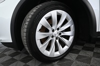 Tesla Model X vaihtoauto