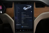 Tesla Model X vaihtoauto
