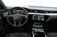 Audi Q8 e-tron vaihtoauto