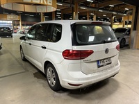 Volkswagen Touran vaihtoauto