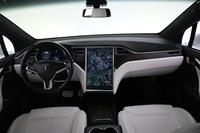 Tesla Model X vaihtoauto