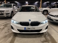 BMW 330 vaihtoauto