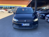 Volkswagen Touran vaihtoauto