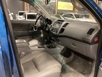 Toyota Hilux vaihtoauto