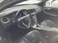 Volvo V60 Cross Country vaihtoauto