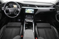 Audi Q8 e-tron vaihtoauto