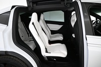 Tesla Model X vaihtoauto