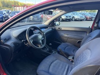 Peugeot 206 vaihtoauto