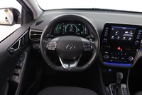 Hyundai IONIQ hybrid vaihtoauto