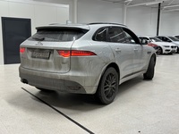 Jaguar F-PACE vaihtoauto