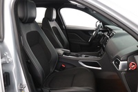 Jaguar F-PACE vaihtoauto